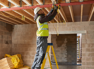 Werner-Fibreglass-Swingback-Step-Ladder-366x269px Werner Fibreglass Step Ladders